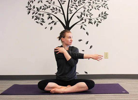 shoulder stretching yoga 