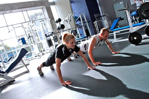 fitness - push ups