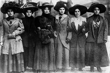 Women Rise to Vote Women Rise to Vote