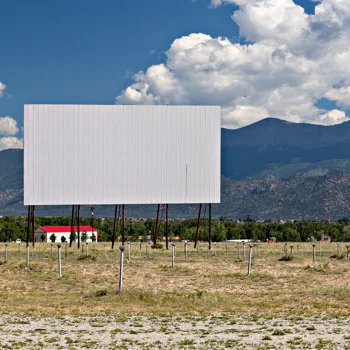 What Happened to Drive-In Movie Theaters? What Happened to Drive-In Movie Theaters?