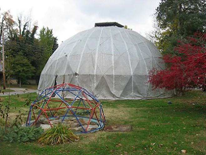 DIY geodesic greenhouse DIY geodesic greenhouse