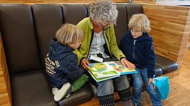grandma reading.alert1