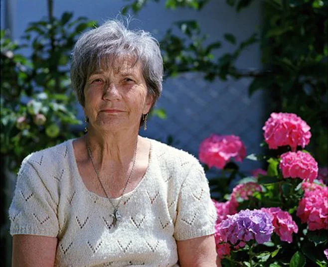 mom with flowers mom with flowers