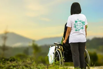 in home caregiver in home caregiver