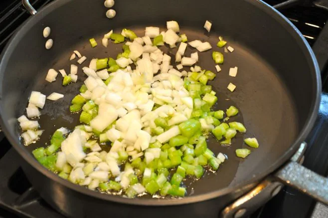 onion and celery sautee onion and celery sautee